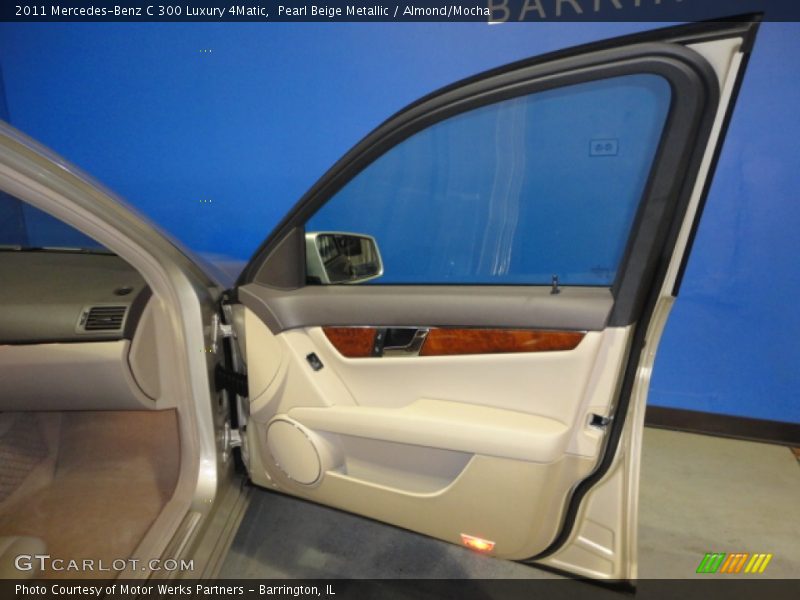 Pearl Beige Metallic / Almond/Mocha 2011 Mercedes-Benz C 300 Luxury 4Matic