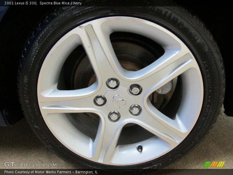 Spectra Blue Mica / Ivory 2001 Lexus IS 300