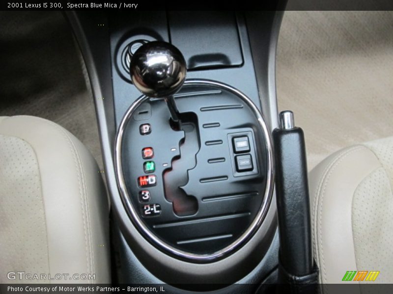 Spectra Blue Mica / Ivory 2001 Lexus IS 300