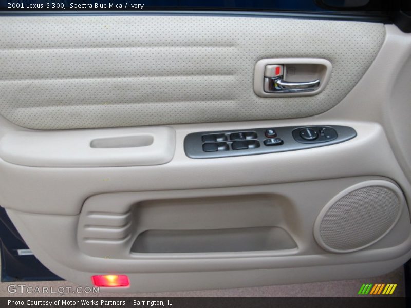Spectra Blue Mica / Ivory 2001 Lexus IS 300