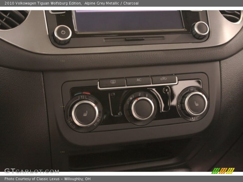 Alpine Grey Metallic / Charcoal 2010 Volkswagen Tiguan Wolfsburg Edition