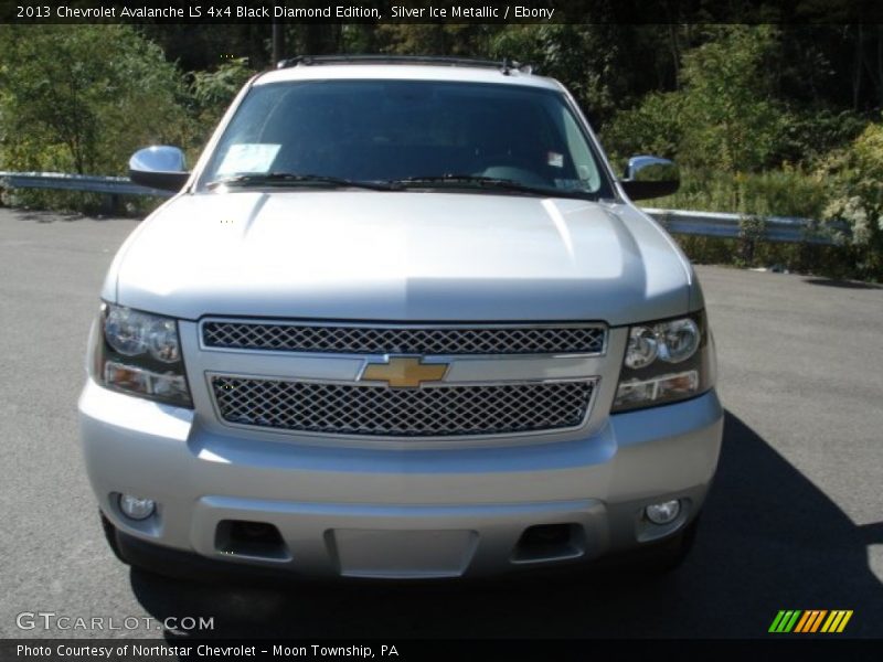 Silver Ice Metallic / Ebony 2013 Chevrolet Avalanche LS 4x4 Black Diamond Edition