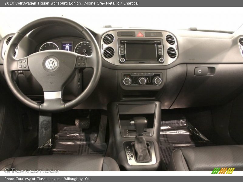 Alpine Grey Metallic / Charcoal 2010 Volkswagen Tiguan Wolfsburg Edition