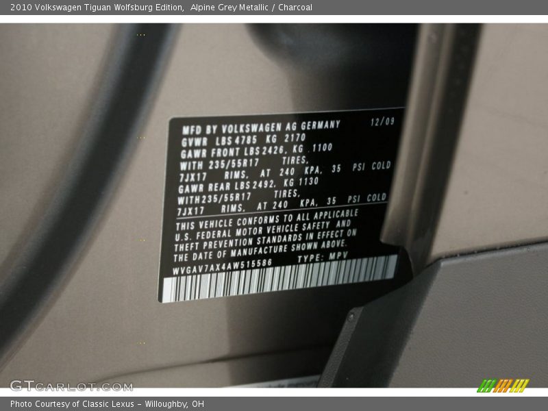 Alpine Grey Metallic / Charcoal 2010 Volkswagen Tiguan Wolfsburg Edition