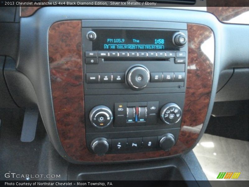 Silver Ice Metallic / Ebony 2013 Chevrolet Avalanche LS 4x4 Black Diamond Edition