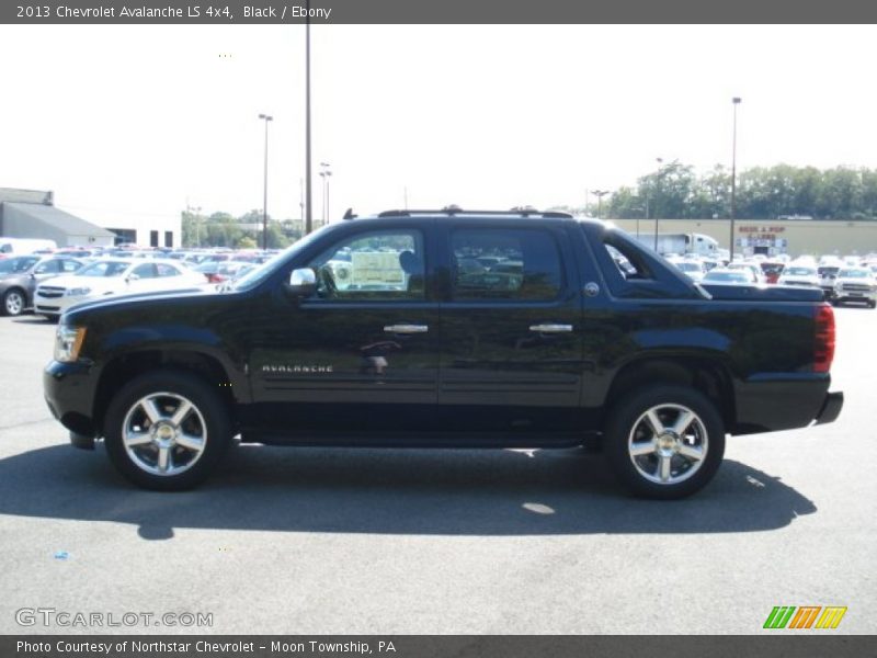 Black / Ebony 2013 Chevrolet Avalanche LS 4x4