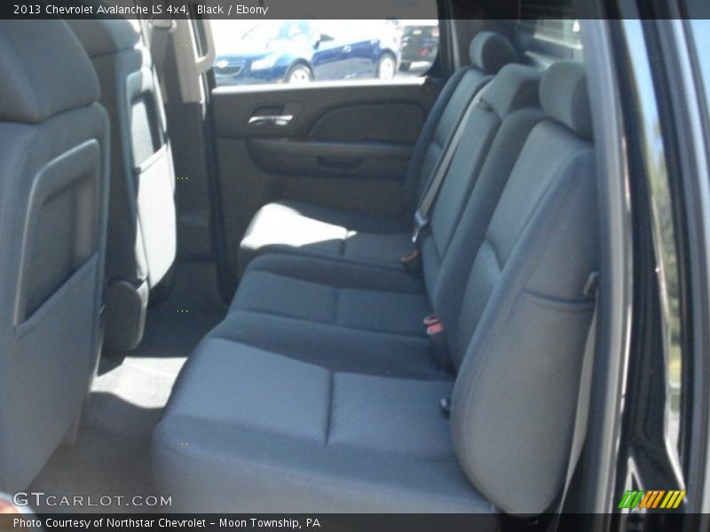 Black / Ebony 2013 Chevrolet Avalanche LS 4x4