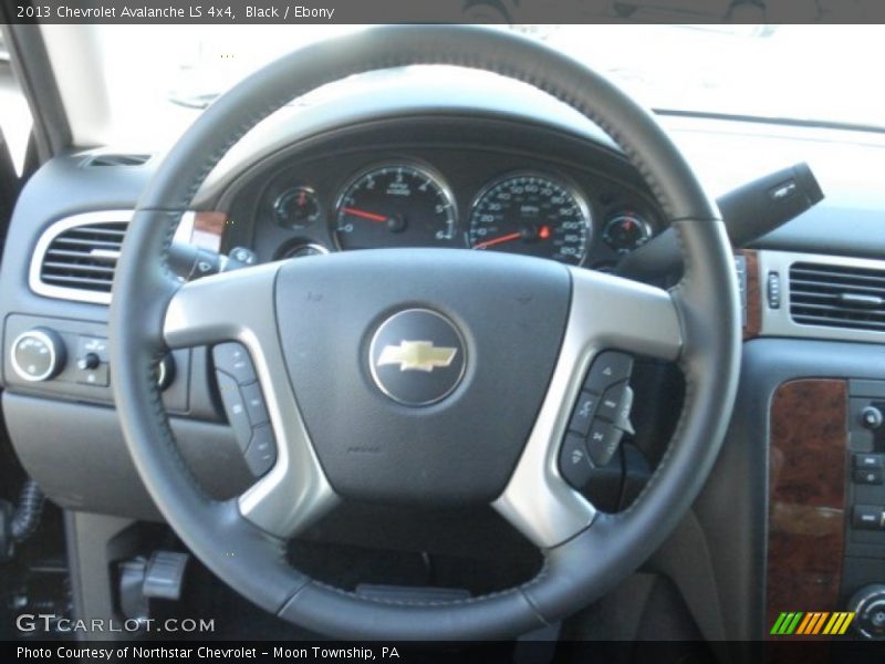Black / Ebony 2013 Chevrolet Avalanche LS 4x4