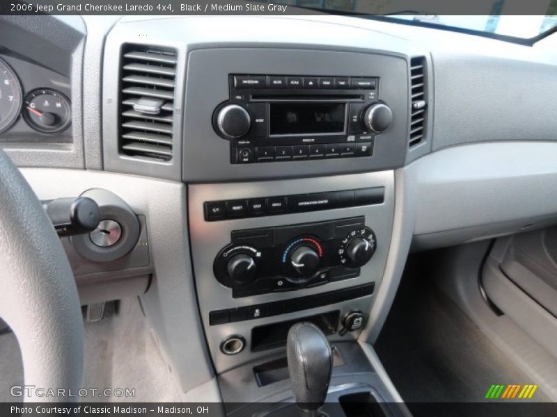 Black / Medium Slate Gray 2006 Jeep Grand Cherokee Laredo 4x4