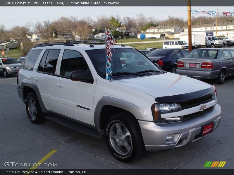 Summit White / Medium Pewter 2004 Chevrolet TrailBlazer LT 4x4
