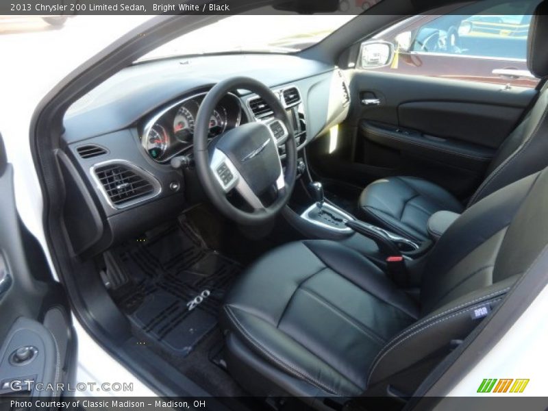 Bright White / Black 2013 Chrysler 200 Limited Sedan