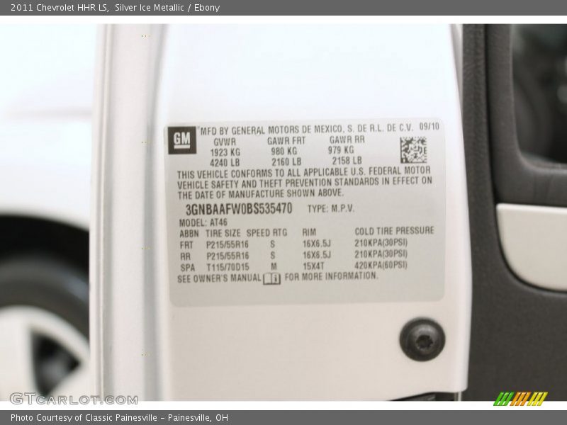 Silver Ice Metallic / Ebony 2011 Chevrolet HHR LS