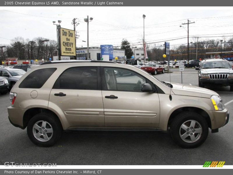 Sandstone Metallic / Light Cashmere 2005 Chevrolet Equinox LS AWD