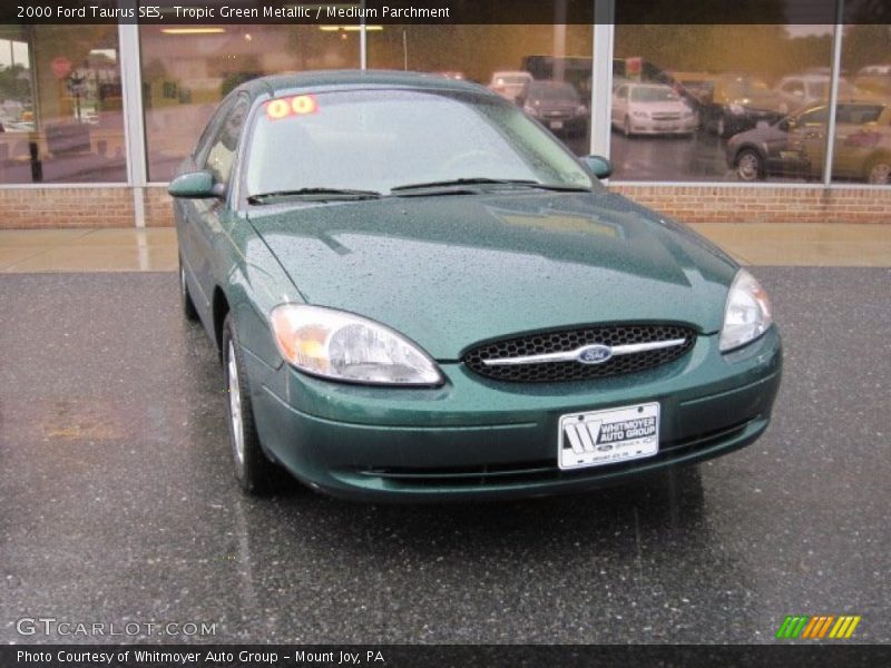 Tropic Green Metallic / Medium Parchment 2000 Ford Taurus SES