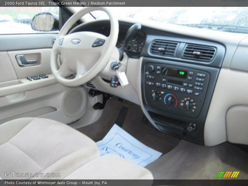 Tropic Green Metallic / Medium Parchment 2000 Ford Taurus SES
