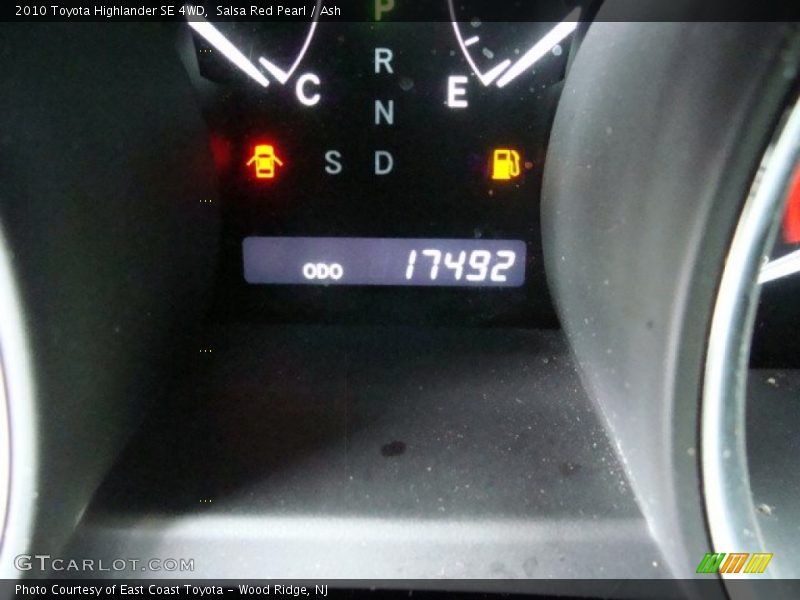 Salsa Red Pearl / Ash 2010 Toyota Highlander SE 4WD