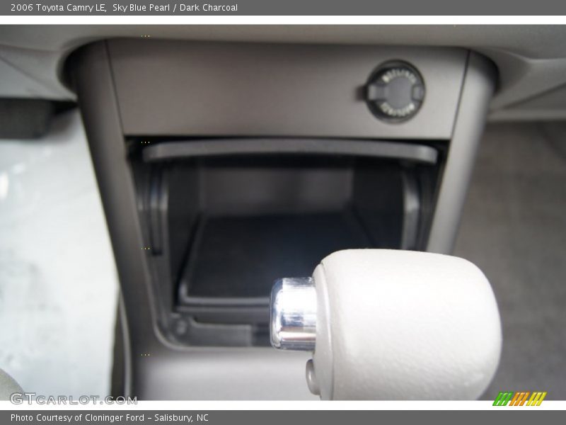 Sky Blue Pearl / Dark Charcoal 2006 Toyota Camry LE