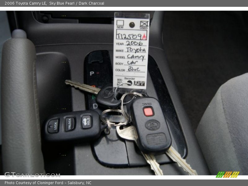 Sky Blue Pearl / Dark Charcoal 2006 Toyota Camry LE