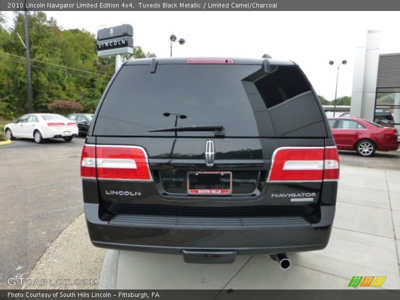 Tuxedo Black Metallic / Limited Camel/Charcoal 2010 Lincoln Navigator Limited Edition 4x4