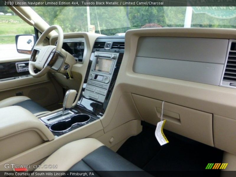 Dashboard of 2010 Navigator Limited Edition 4x4