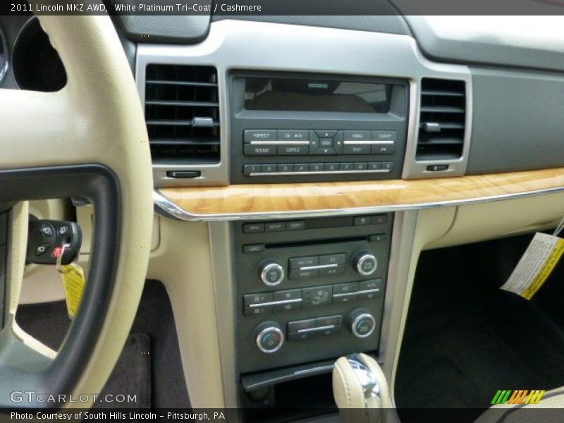 White Platinum Tri-Coat / Cashmere 2011 Lincoln MKZ AWD