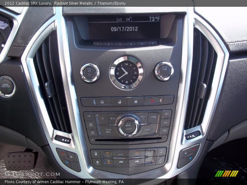Radiant Silver Metallic / Titanium/Ebony 2012 Cadillac SRX Luxury