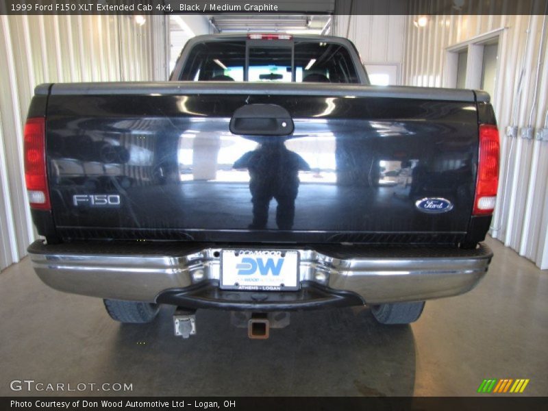 Black / Medium Graphite 1999 Ford F150 XLT Extended Cab 4x4