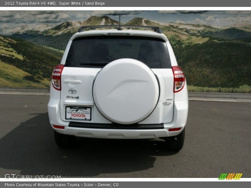 Super White / Sand Beige 2012 Toyota RAV4 V6 4WD