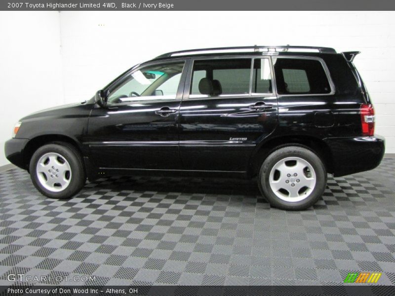 Black / Ivory Beige 2007 Toyota Highlander Limited 4WD