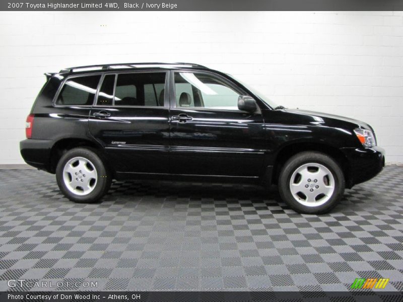 Black / Ivory Beige 2007 Toyota Highlander Limited 4WD