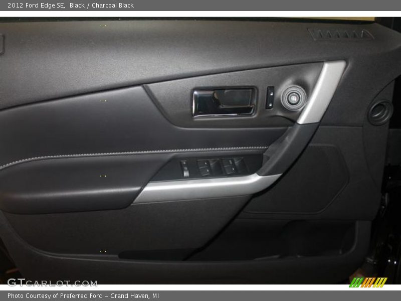 Black / Charcoal Black 2012 Ford Edge SE