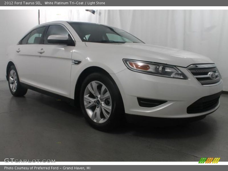 White Platinum Tri-Coat / Light Stone 2012 Ford Taurus SEL