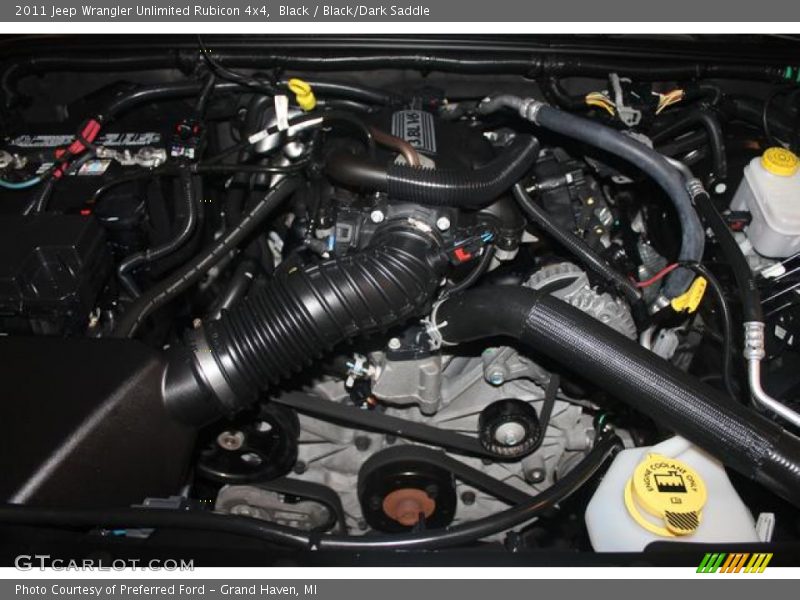 Black / Black/Dark Saddle 2011 Jeep Wrangler Unlimited Rubicon 4x4