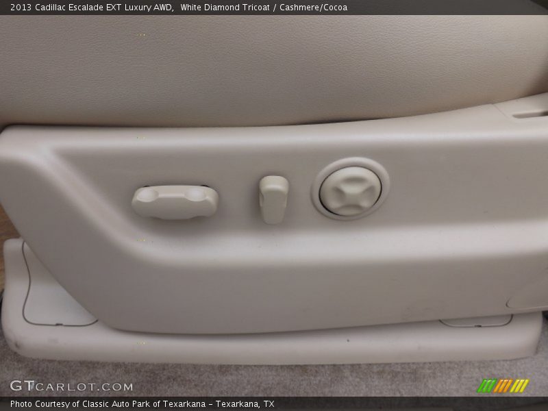 White Diamond Tricoat / Cashmere/Cocoa 2013 Cadillac Escalade EXT Luxury AWD