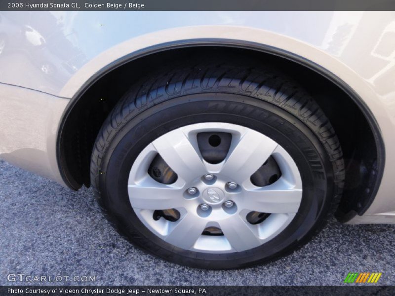 Golden Beige / Beige 2006 Hyundai Sonata GL
