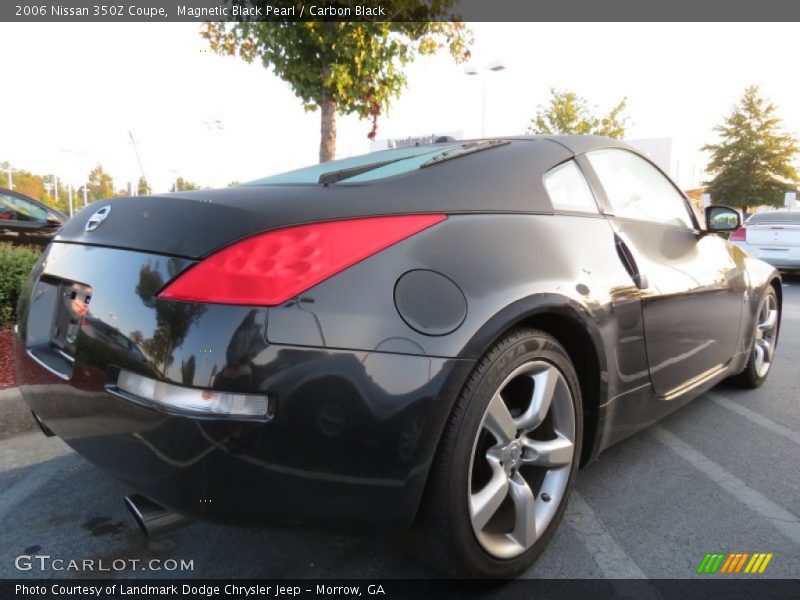 Magnetic Black Pearl / Carbon Black 2006 Nissan 350Z Coupe