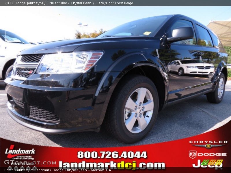 Brilliant Black Crystal Pearl / Black/Light Frost Beige 2013 Dodge Journey SE