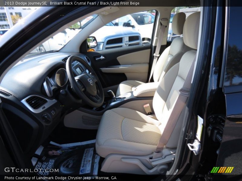 Brilliant Black Crystal Pearl / Black/Light Frost Beige 2013 Dodge Journey SE