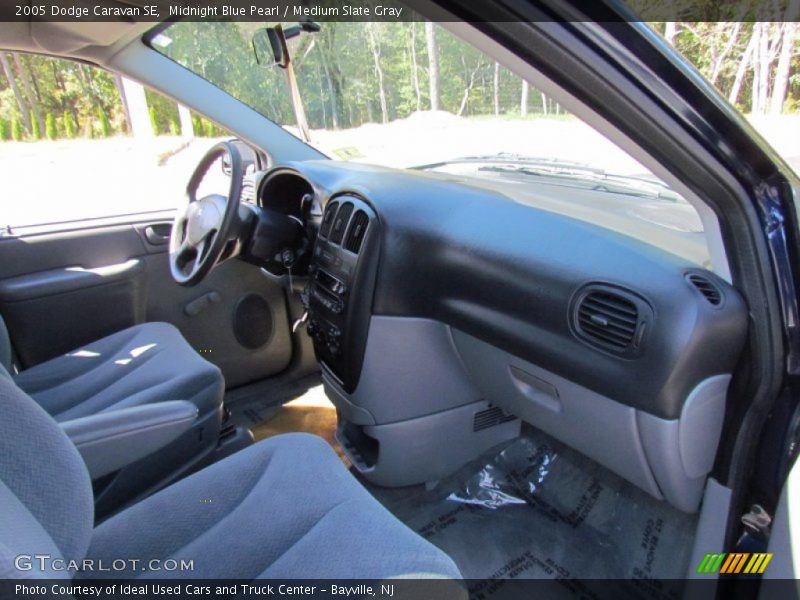 Midnight Blue Pearl / Medium Slate Gray 2005 Dodge Caravan SE