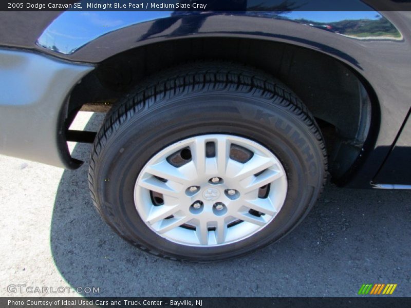 Midnight Blue Pearl / Medium Slate Gray 2005 Dodge Caravan SE