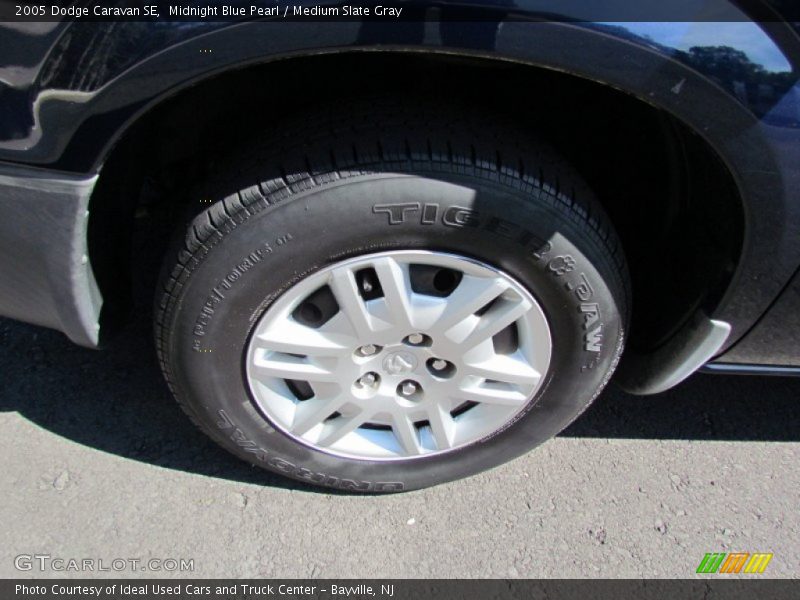 Midnight Blue Pearl / Medium Slate Gray 2005 Dodge Caravan SE