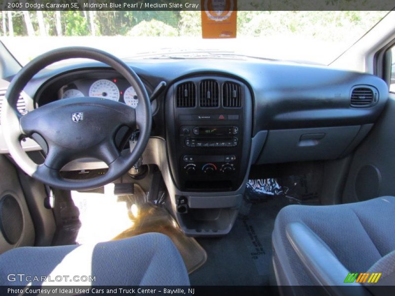 Midnight Blue Pearl / Medium Slate Gray 2005 Dodge Caravan SE