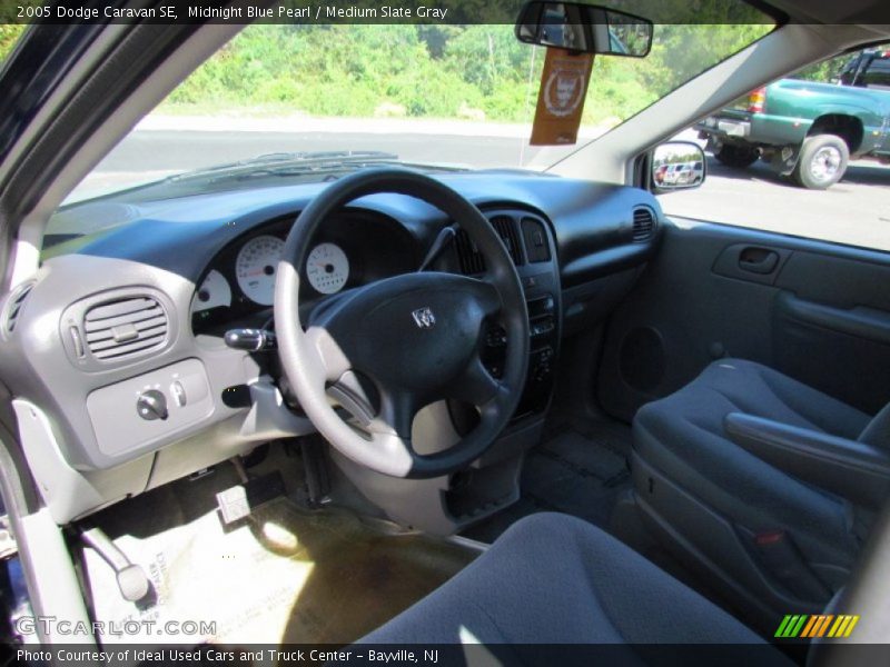 Midnight Blue Pearl / Medium Slate Gray 2005 Dodge Caravan SE