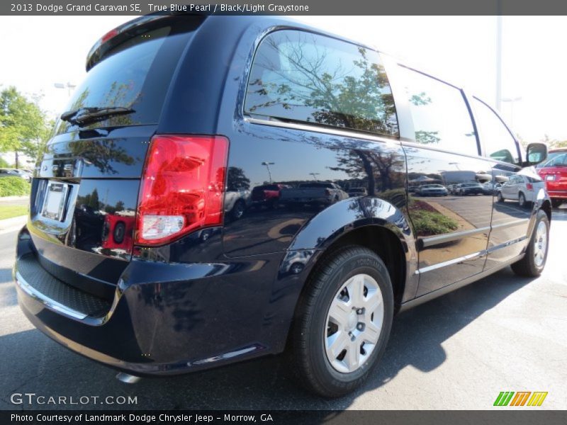 True Blue Pearl / Black/Light Graystone 2013 Dodge Grand Caravan SE