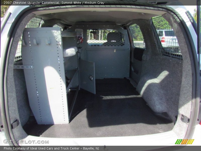 Summit White / Medium Gray 2007 Chevrolet Uplander Commercial