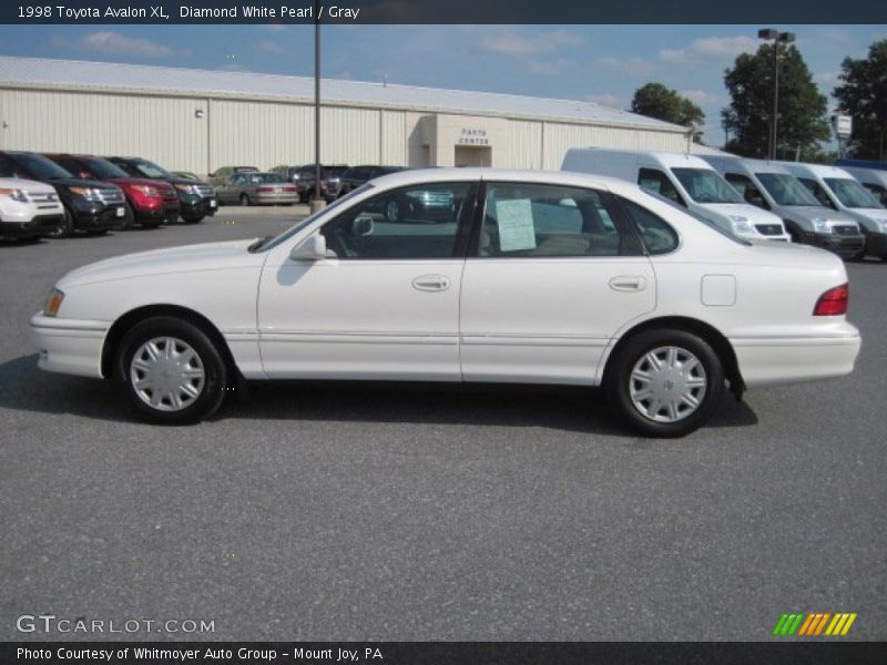 Diamond White Pearl / Gray 1998 Toyota Avalon XL