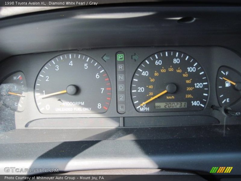 Diamond White Pearl / Gray 1998 Toyota Avalon XL