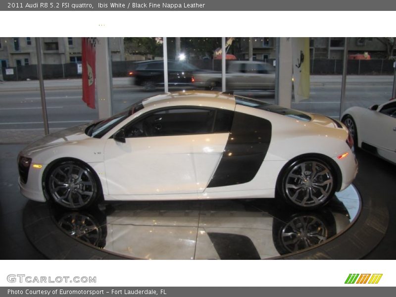 Ibis White / Black Fine Nappa Leather 2011 Audi R8 5.2 FSI quattro