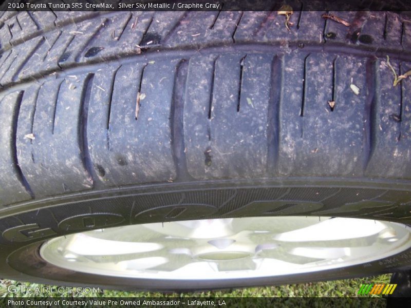 Silver Sky Metallic / Graphite Gray 2010 Toyota Tundra SR5 CrewMax