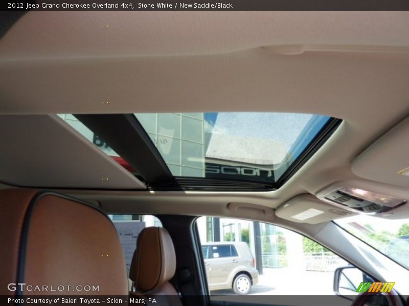 Stone White / New Saddle/Black 2012 Jeep Grand Cherokee Overland 4x4